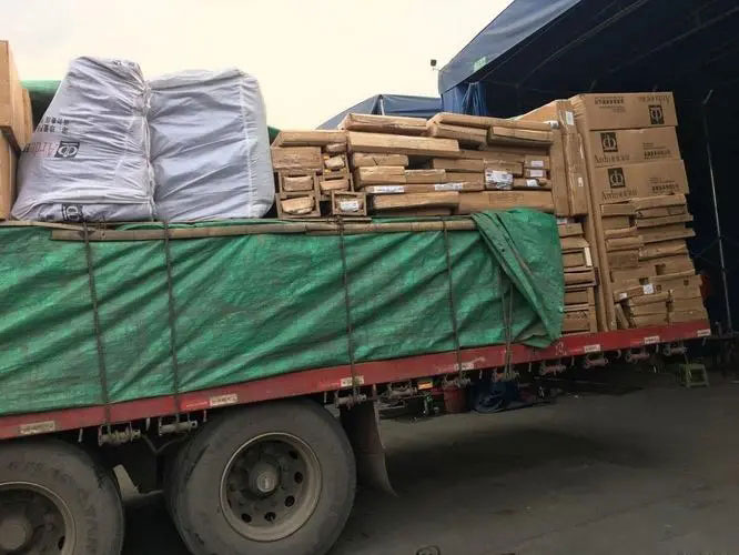 蓝山家具托运